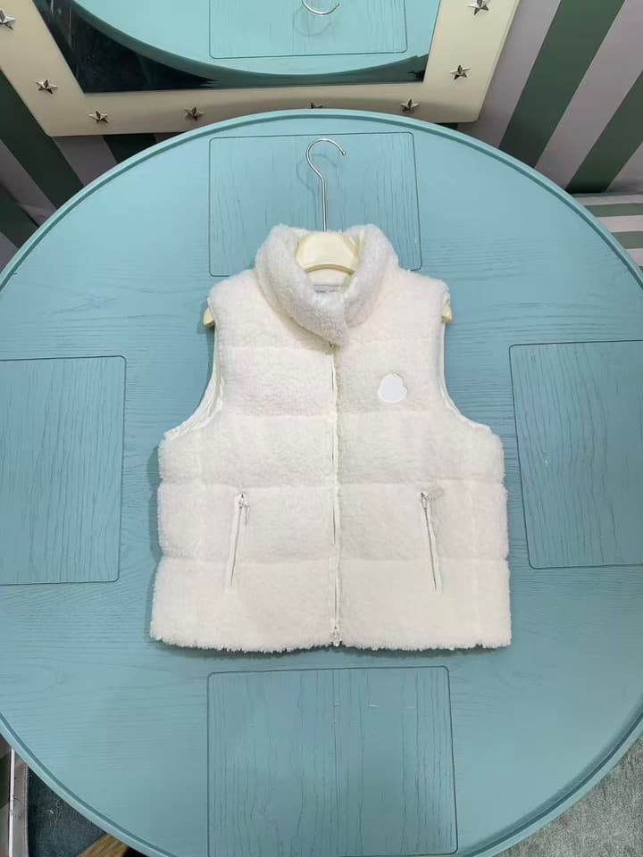 Moncler Unisex Kids Puffer Vest – 2025 SS – Kids Collection in Cream Puffer Vest