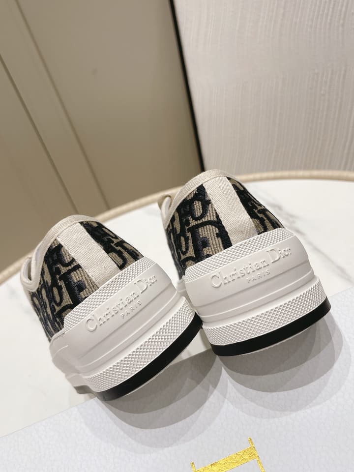 Dior Walk'n'Dior Oblique Embroidered Platform Sneakers in Dark Oblique