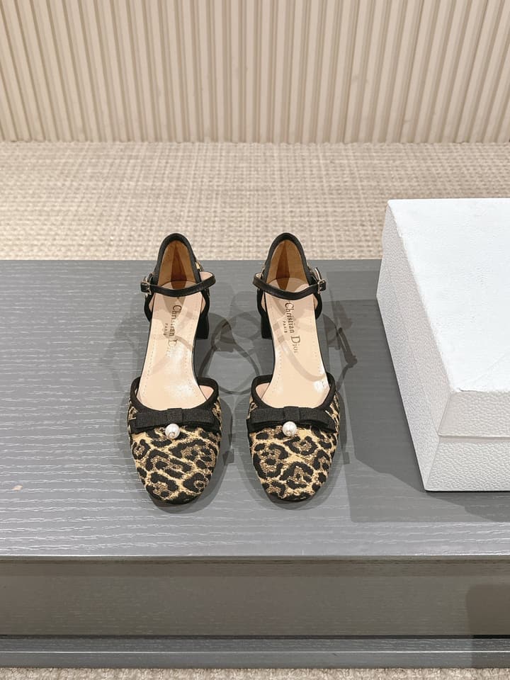 Dior Cannage Ballet Flats – 2024 Early Spring Haute Couture Collection in Leopard Print Mary Jane