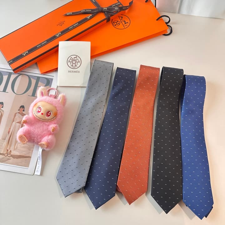 Hermès Men's Silk Tie in Burnt Orange Brown