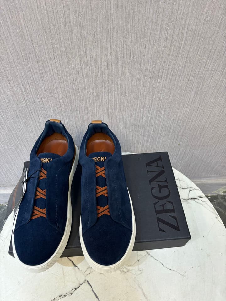 Zegna Top-Tier Calfskin Driving Shoes in Black Suede With Gum Sole