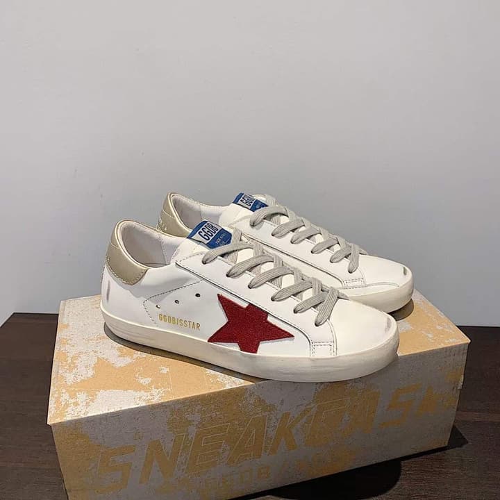 Golden Goose Superstar Graffiti Sneakers – SS22 in Black Star Rose Gold Toe