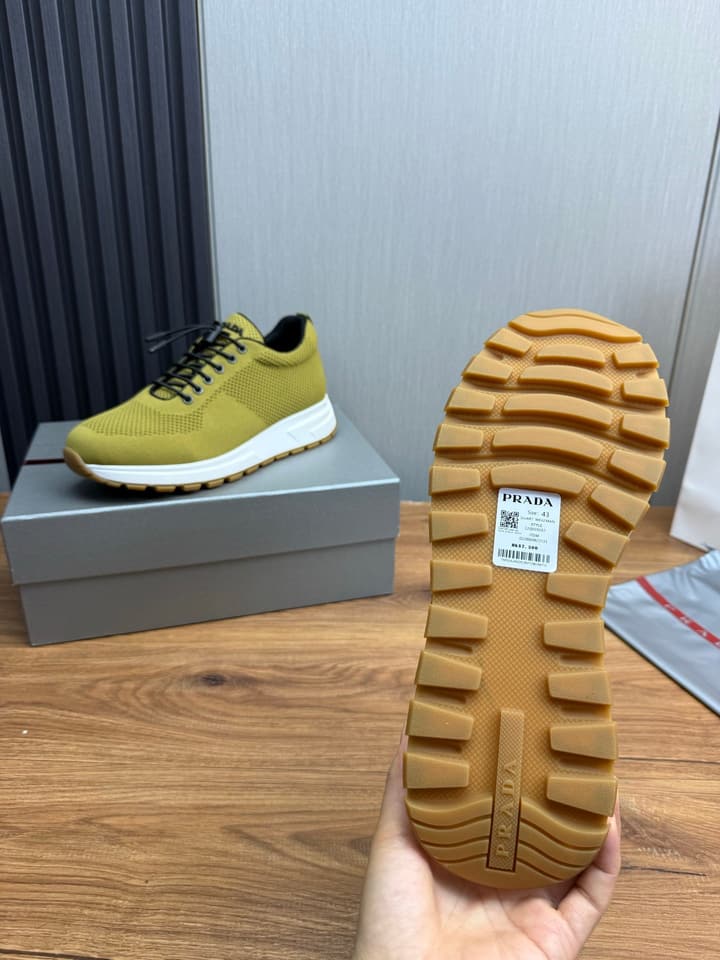 Prada Men's High-Quality Sneakers in Light Grey