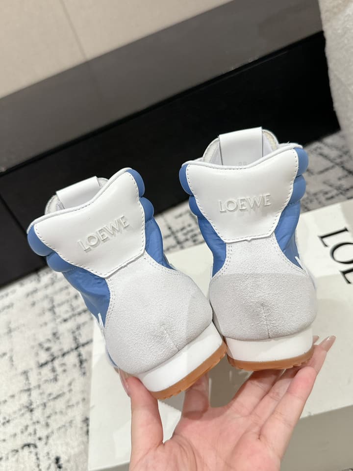 Loewe Flow Runner 2.0 Runway Sneakers – 25SS in All White With Gum Sole