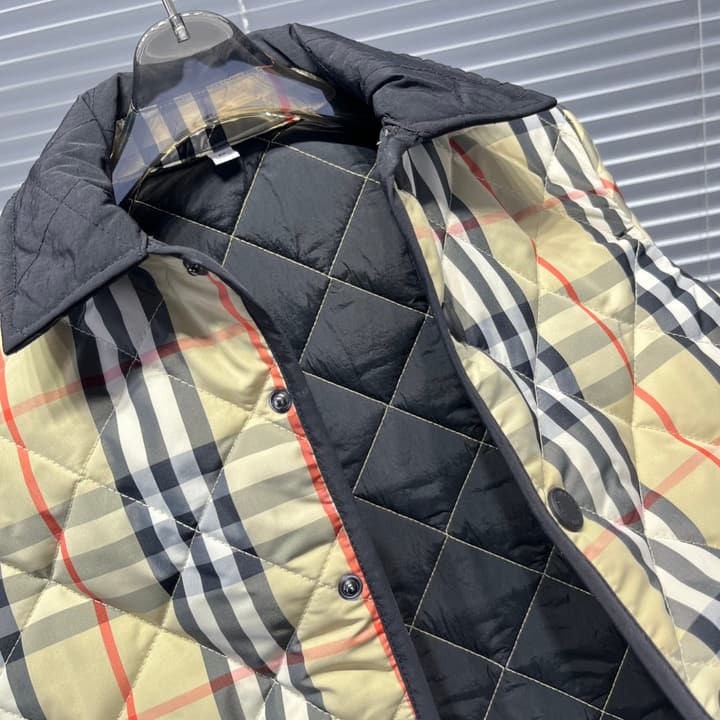 Burberry Classic Plaid Quilted Jacket – Kids Collection – 25FW in Classic Beige Plaid