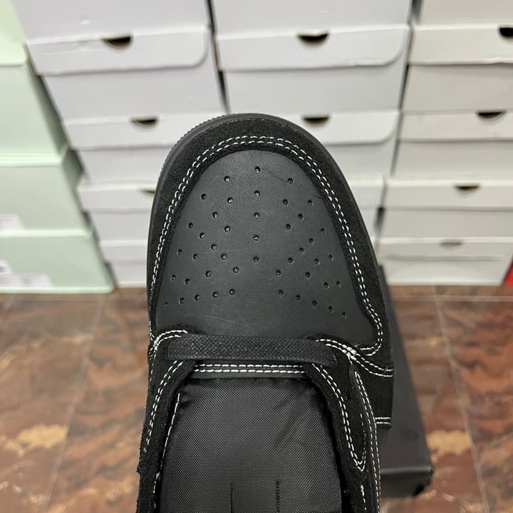Jordan Travis Scott x Air Jordan 1 Low OG Sneakers