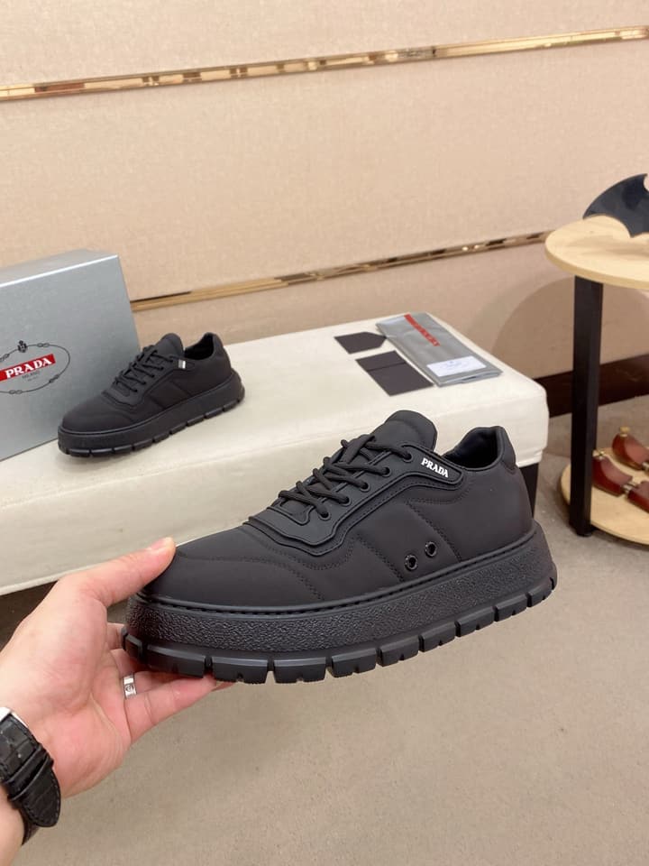 Prada Men's Waterproof Air Cushion Sneakers in Dark Grey