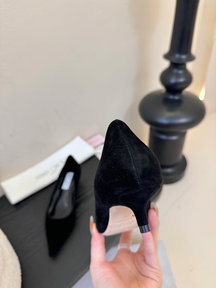 Jimmy Choo Suede Pumps – 2025 Fall Collection in Black Velvet