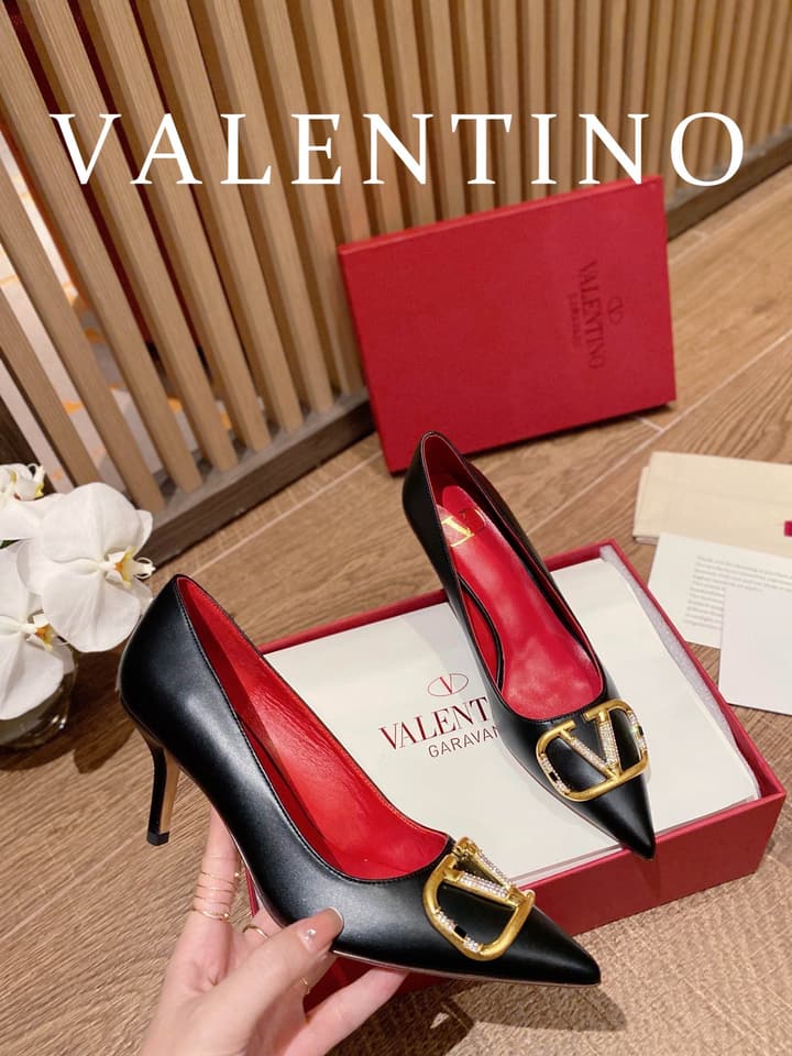 Valentino VLogo Signature Crystal Pumps – 2022 Collection in Black Patent Leather