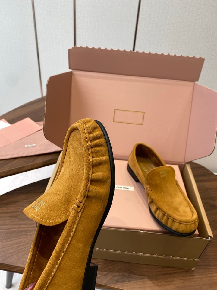 Miu Miu Loafers – 25SS Autumn/Winter Collection in Black Suede
