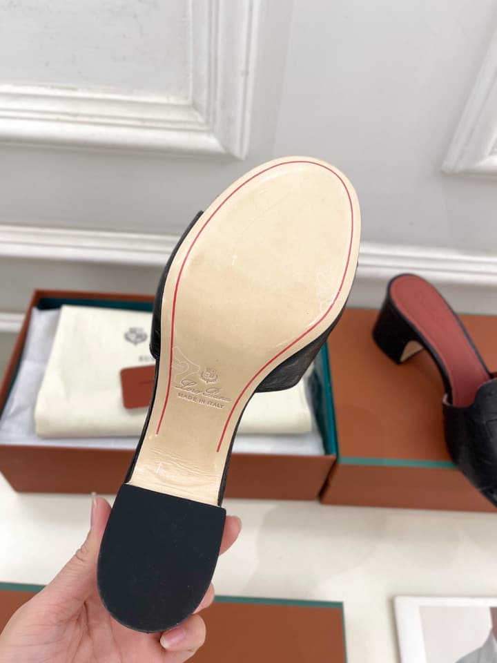 Loro Piana Summer Charms Ostrich Mules – 2025 Spring/Summer Collection in Black