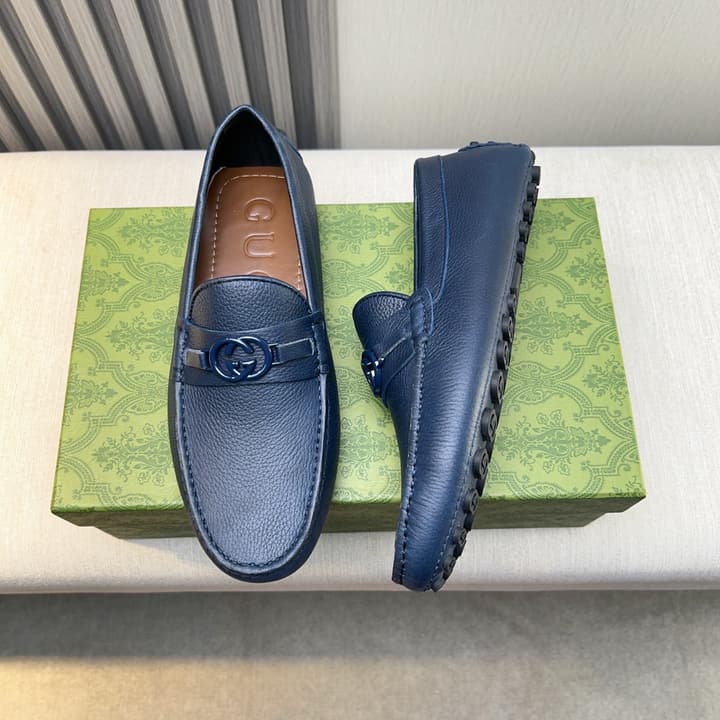 Gucci Premium Leather Loafers in Black Embossed Leather