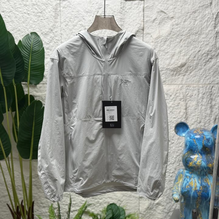 Arc'teryx Gamma Lightweight Softshell Hoody in Black