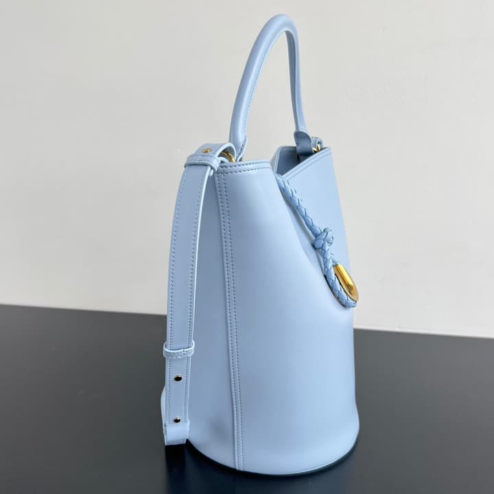 Bottega Veneta Liberta Bucket Bag – 25SS in Black