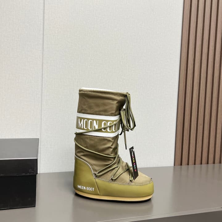 Moon Boot 2024FW Snow Boots in Matte Black