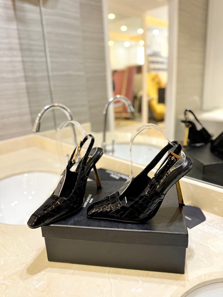 Saint Laurent Square Toe Patent Leather Pumps in Caramel Gloss