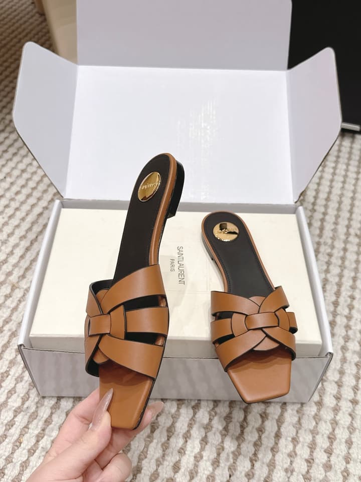 Saint Laurent Melody Square Toe Flat Sandals – 2026SS in Burgundy Patent