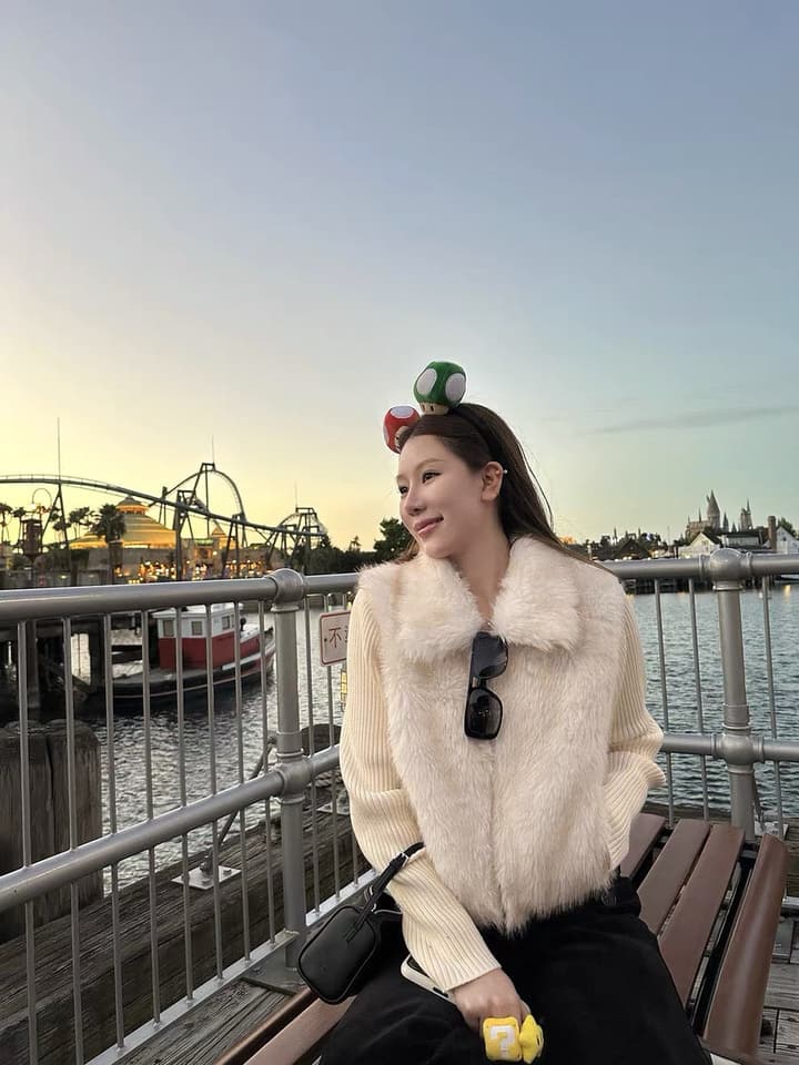 Moncler Convertible Faux Fur Jacket in Blended Beige Faux Fur