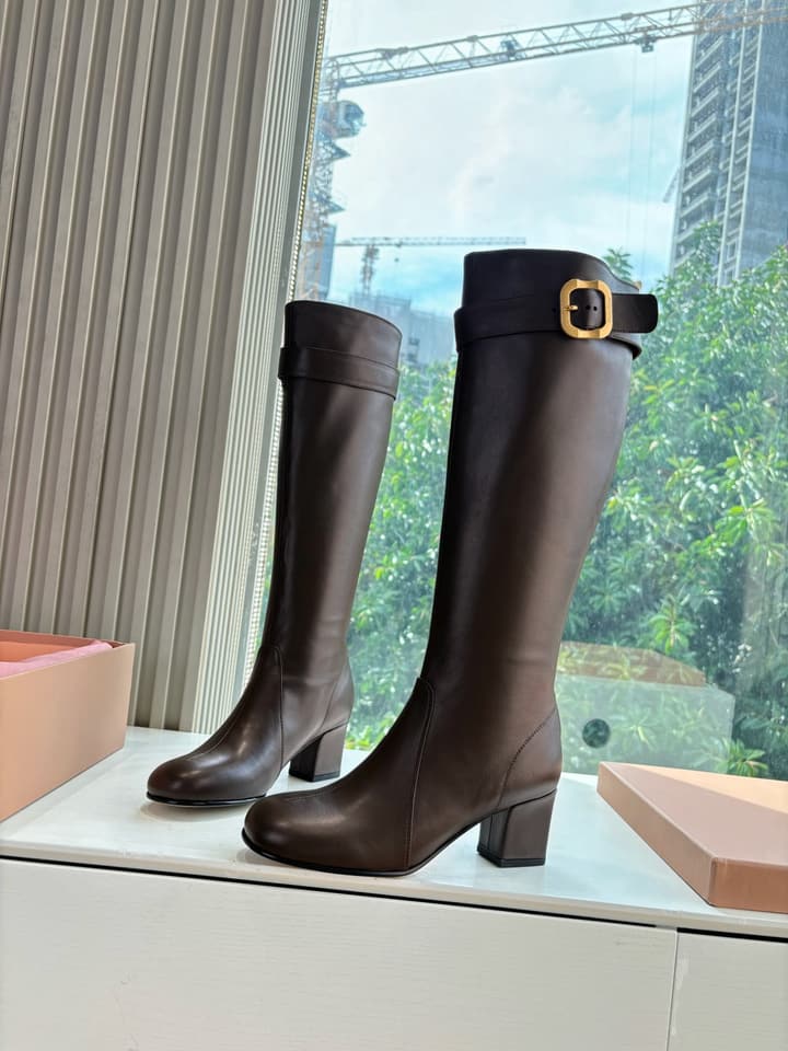 Miu Miu Chelsea Knee-High Boots – 25FW in Black