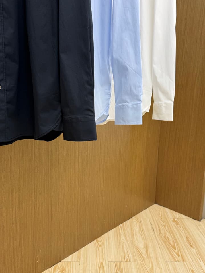 Prada Lightweight Cotton Long-Sleeve Shirt – Spring/Summer Collection