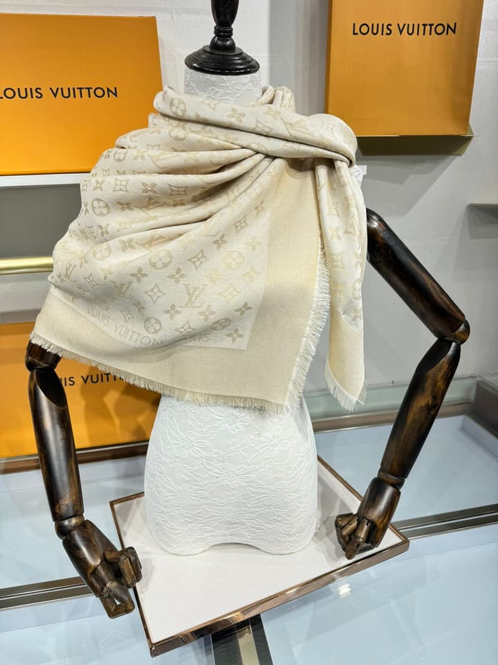 Louis Vuitton Classic Monogram Shawl – 2024 New Color in Apricot