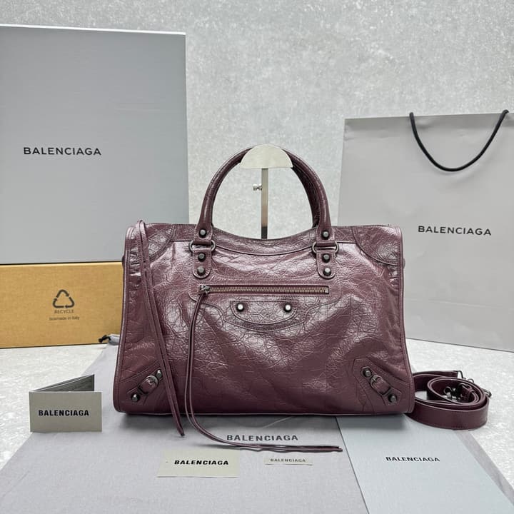 Balenciaga Le City Medium Shoulder Bag – Autumn/Winter Collection in Burgundy