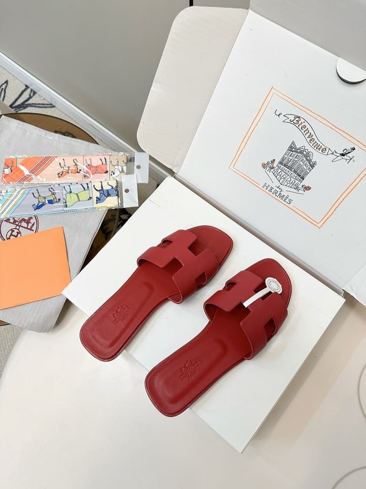 Hermès Fashion Palm-Grain H Slides in Brown