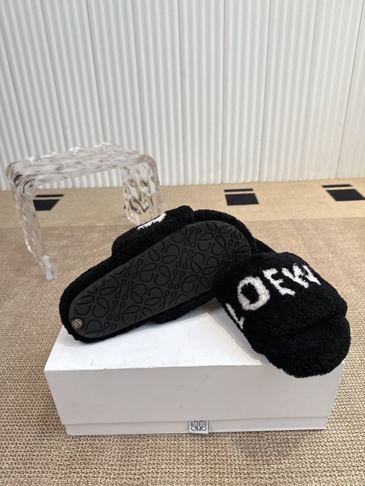 Loewe Classic Autumn/Winter Wool Slippers in Black With White Text