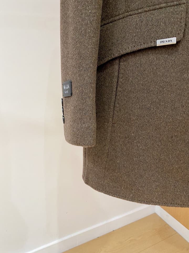 Prada Men's Wool Kensington Coat – 2025FW in Charcoal Gray Wool Coat