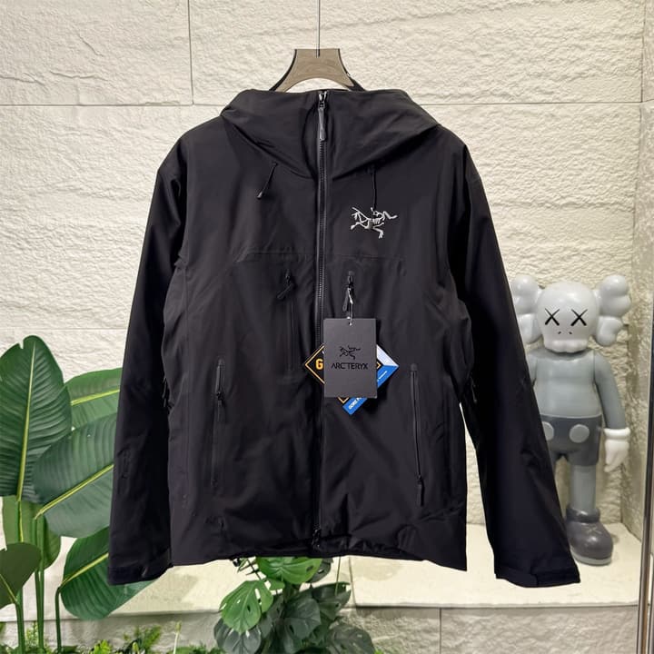 Arc'teryx Beta Down Insulated Jacket – 23AW in Black