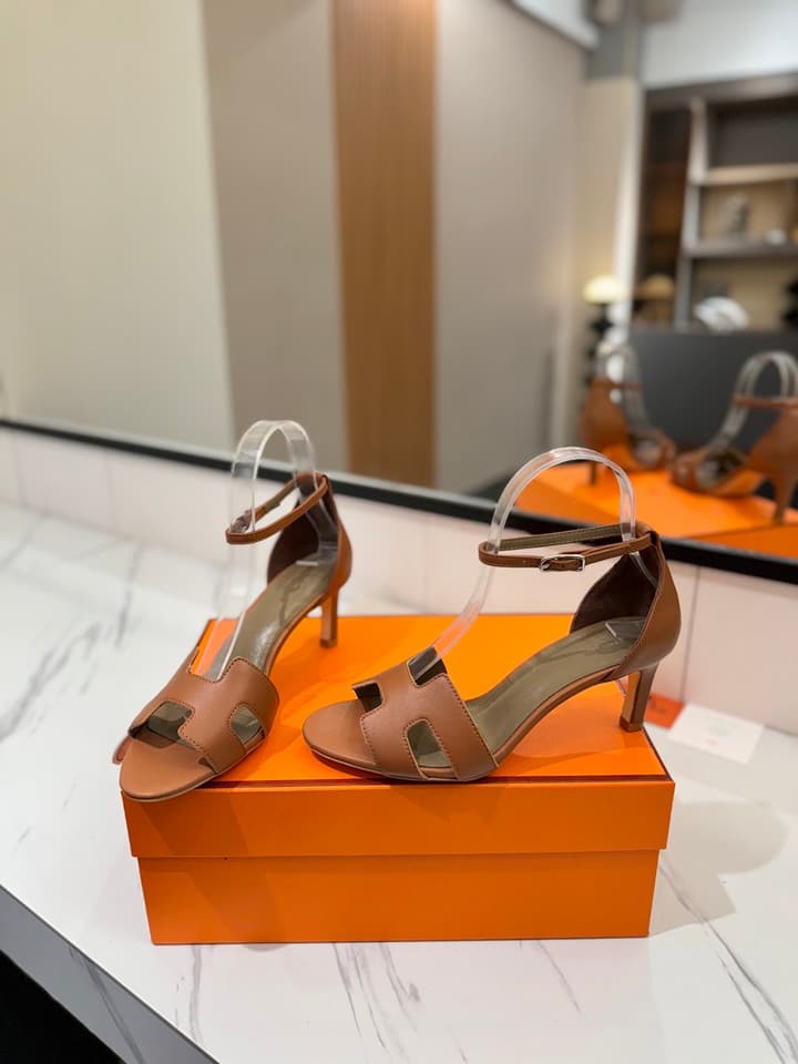 Hermès Classic Smooth Cowhide Heels – 6.5cm in All White