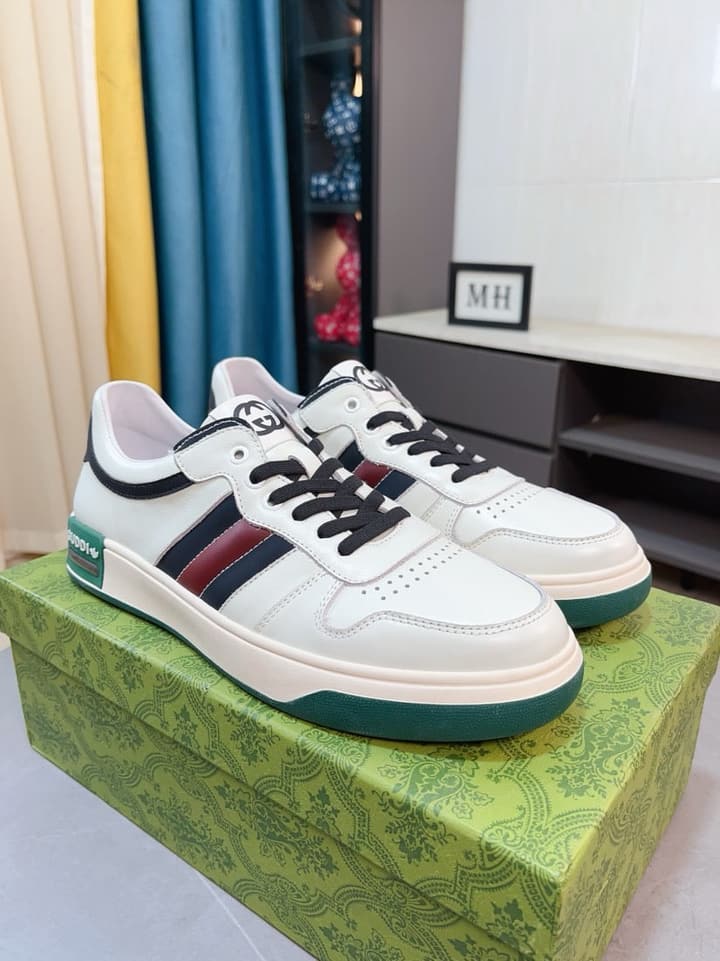 Gucci New Season Casual Fashion Sneakers in Black With Web Stripe