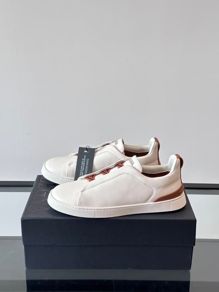 Zegna Men's Low-Top Leather Sneakers in Black & White