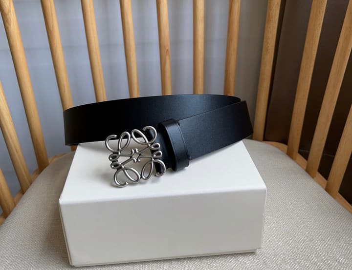 Loewe Narrow Leather Belt with Anagram Padlock Buckle in Black Leather With Silver Buckle