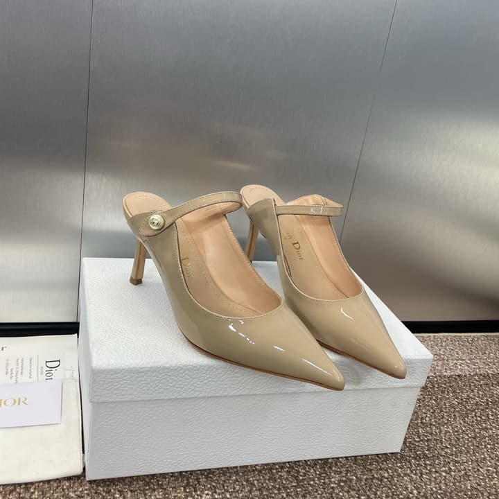 Dior J'Adior Jolie Pearl Pointed-Toe Mules – 2024 Spring/Summer Collection in Black Patent