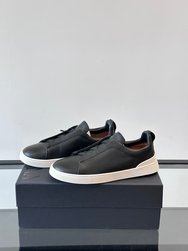 Zegna Men's Low-Top Leather Sneakers in Black & White