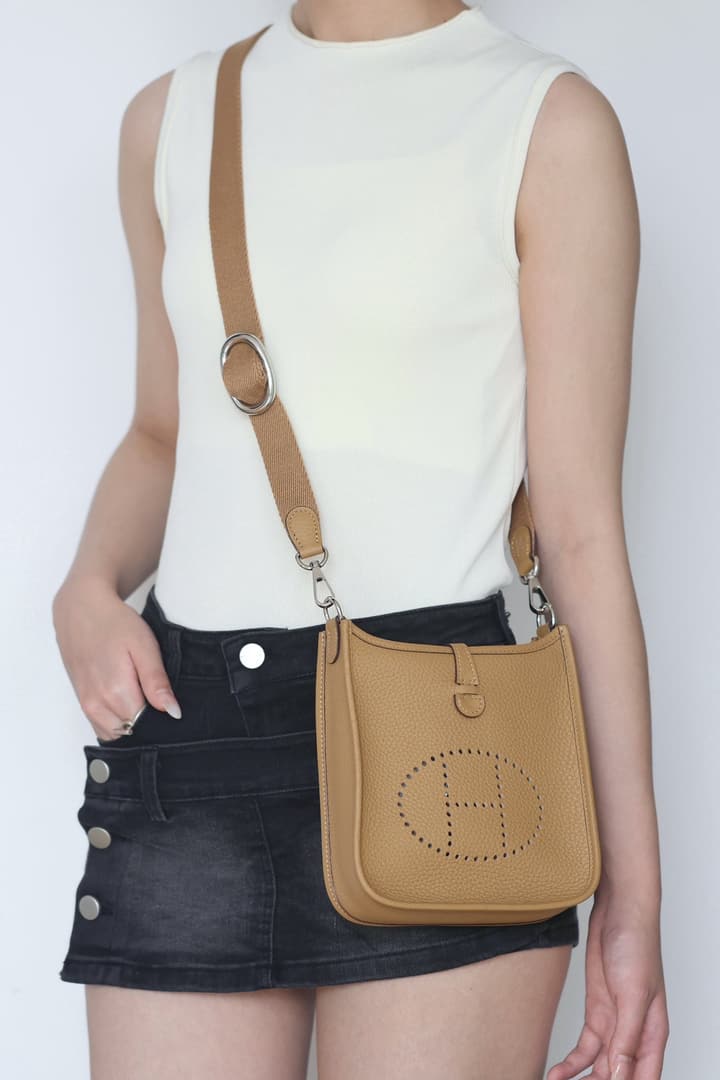 Hermès YF16 TC Handbag – Biscuit Color in Biscuit Color With Silver Hardware