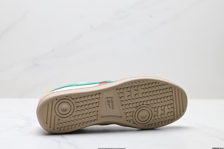 Asics Onitsuka Tiger Tokuten Retro Low-Top Sneakers in Cream Upper With Black Stripes And Black Sole