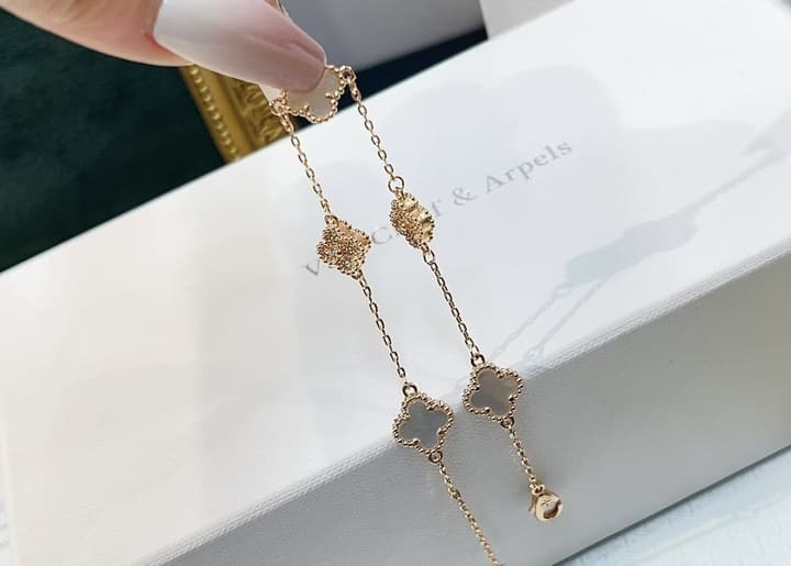 Van Cleef & Arpels Vintage Alhambra Mini Bracelet in Rose Gold