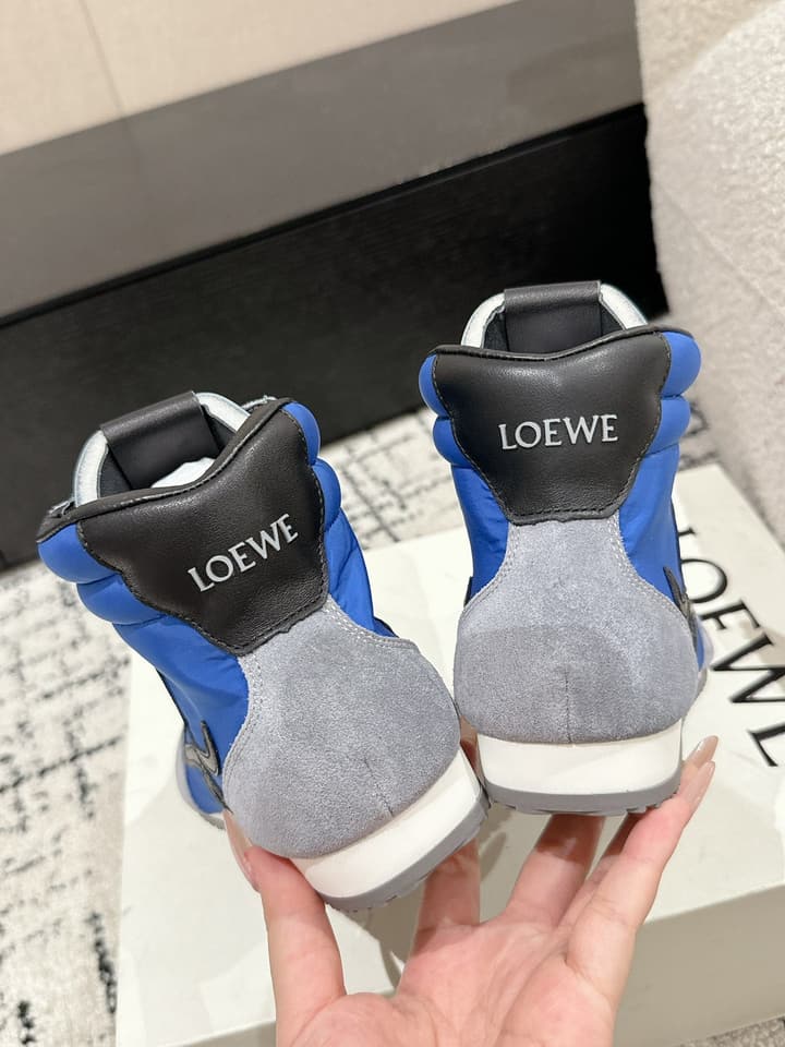 Loewe Flow Runner 2.0 Runway Sneakers – 25SS in All White With Gum Sole