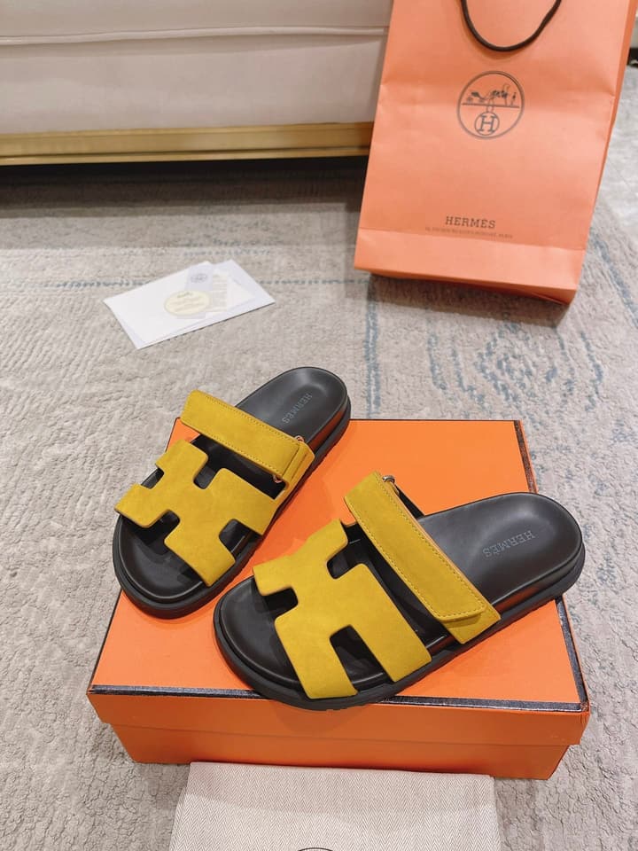 Hermès Chypre Calfskin Slides – 2023SS in Denim Blue