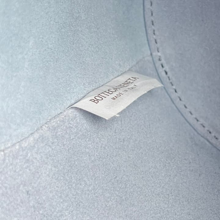 Bottega Veneta Liberta Bucket Bag – 25SS in Black