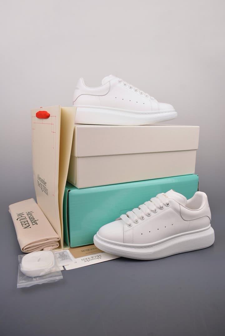 Alexander McQueen Classic Platform Sneakers – 2025 Edition