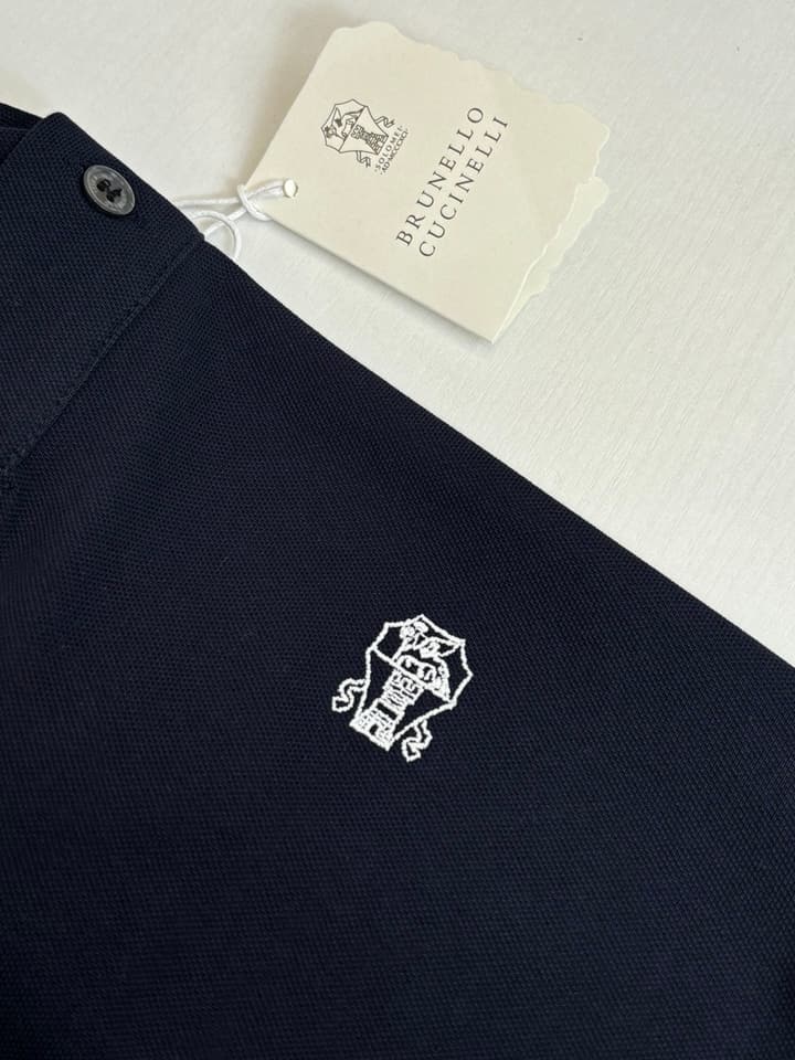 Brunello Cucinelli BC Logo Embroidered Polo Shirt – 2025 in Charcoal Grey