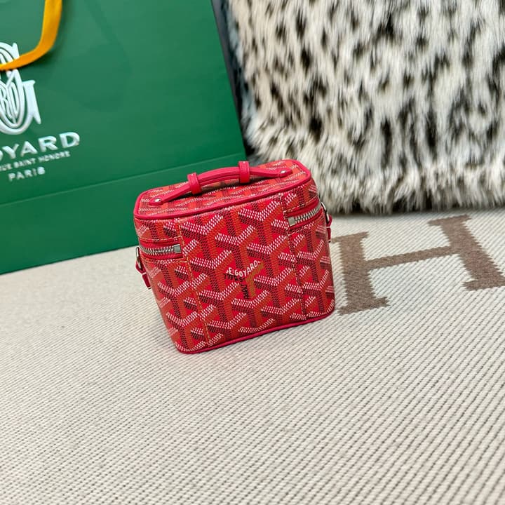 Goyard Muse Vanity Ultra Mini Cosmetic Bag in Blue