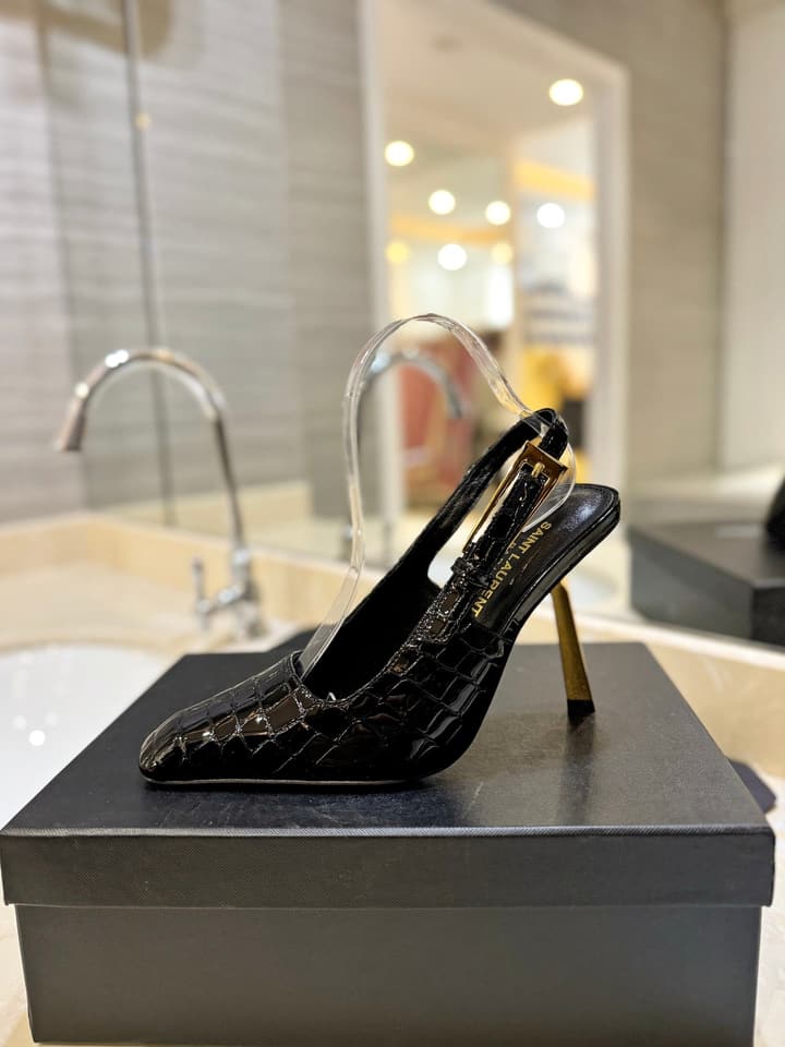 Saint Laurent Square Toe Patent Leather Pumps in Caramel Gloss