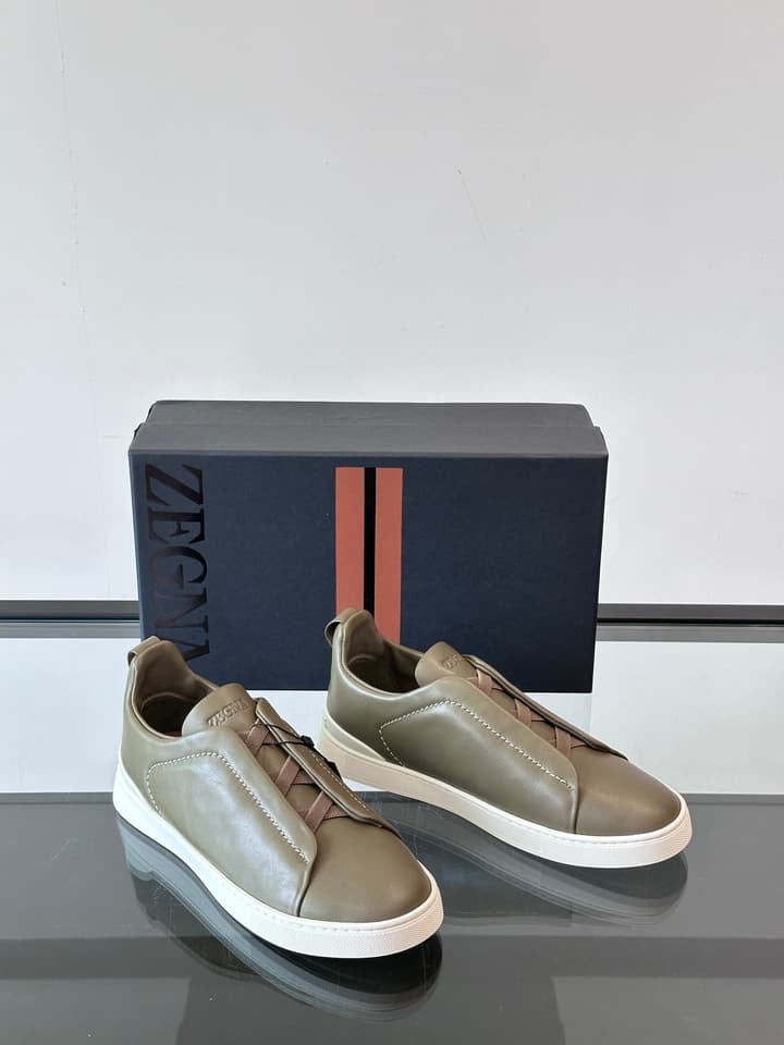 Zegna Men's Low-Top Leather Sneakers in Black & White