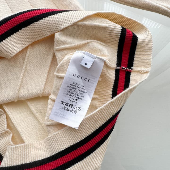 Gucci V-Neck Italian Knit Sweater in Apricot