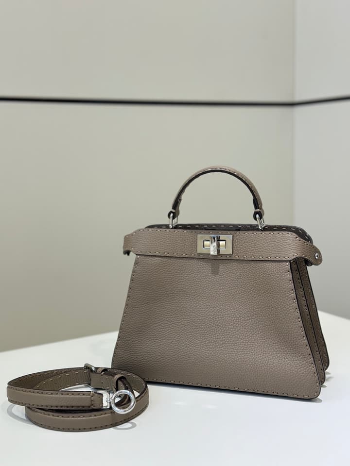 Fendi Peekaboo Small Handbag in Light Khaki Leather