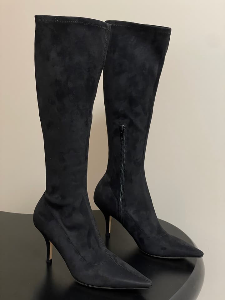The Row Elastic Kitten Heel Boots – 2025 Fall Collection in Black Suede 3cm Heel